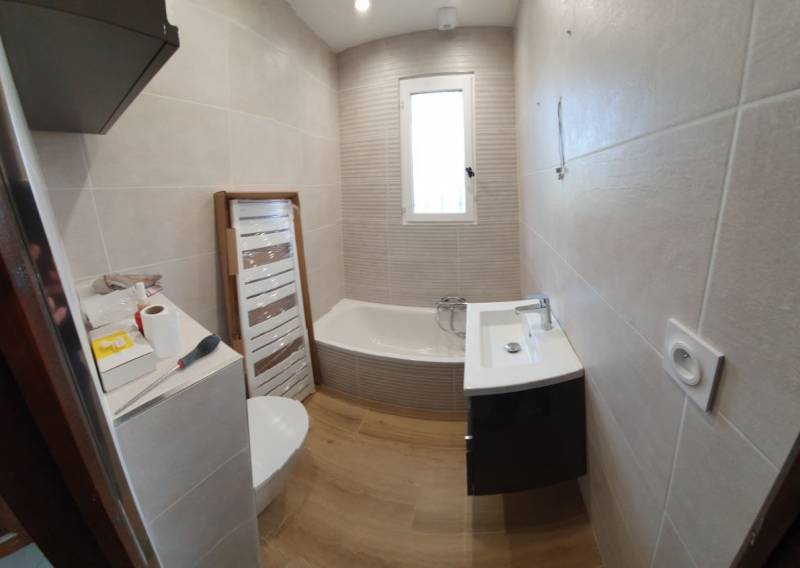 Rénovation de salle-de-bain La Londe