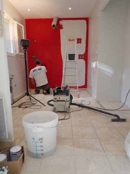 Faire repeindre les murs d'une cuisine à Pierrefeu