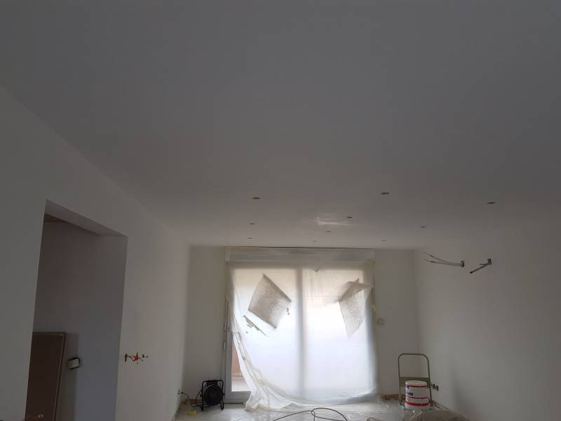 Création de faux plafonds pour une rénovation d'un appartement sur six-fours les plages