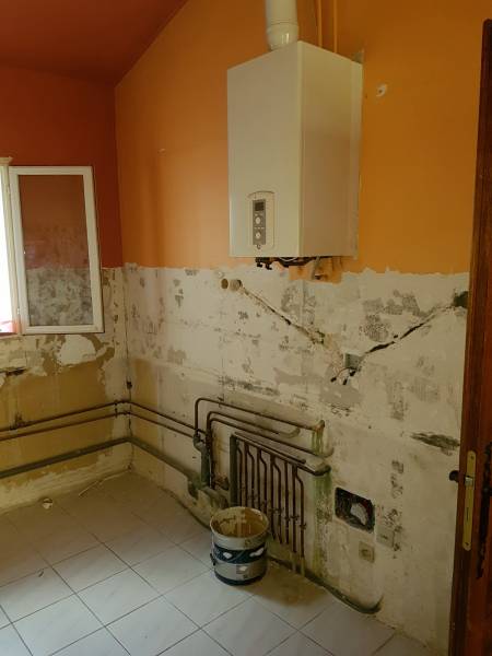 Devis pour rénover et poser une nouvelle cuisine près de Toulon dans le Var