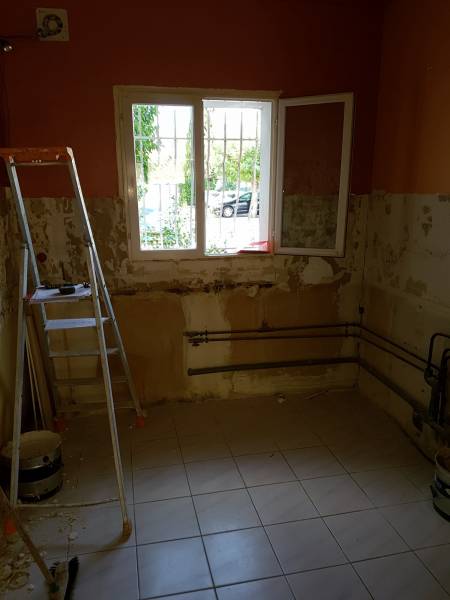 Devis pour rénover et poser une nouvelle cuisine près de Toulon dans le Var