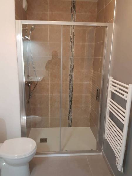 Entreprise de rénovation pour réaménagement de douche 83000 Toulon