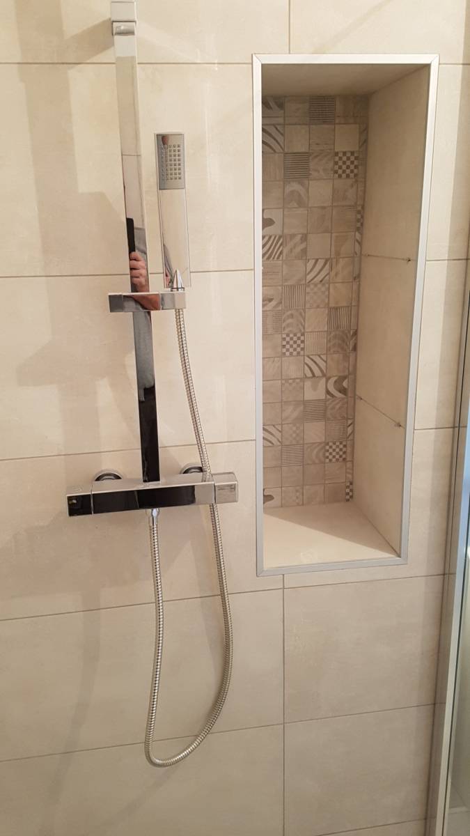 Création d'une douche à Toulon