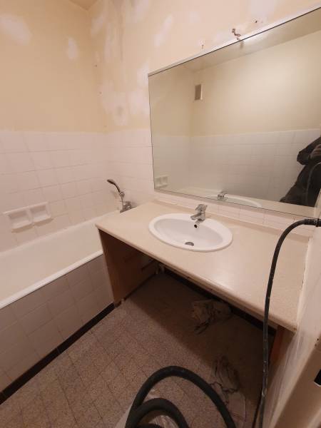 Douche sécurisee pour remplacer une baignoire à Hyères 