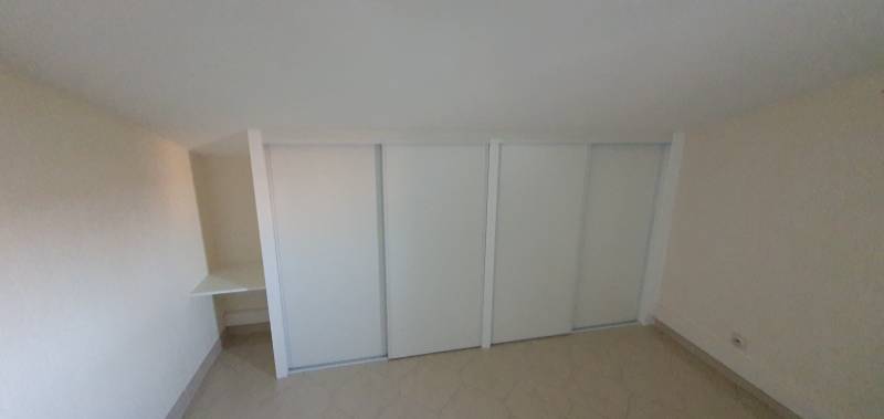 Conception sur-mesure d'un placard pour chambre La Londe