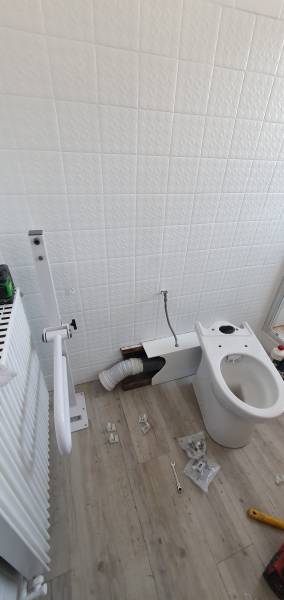 Aménagement d'un WC PMR La Garde Var