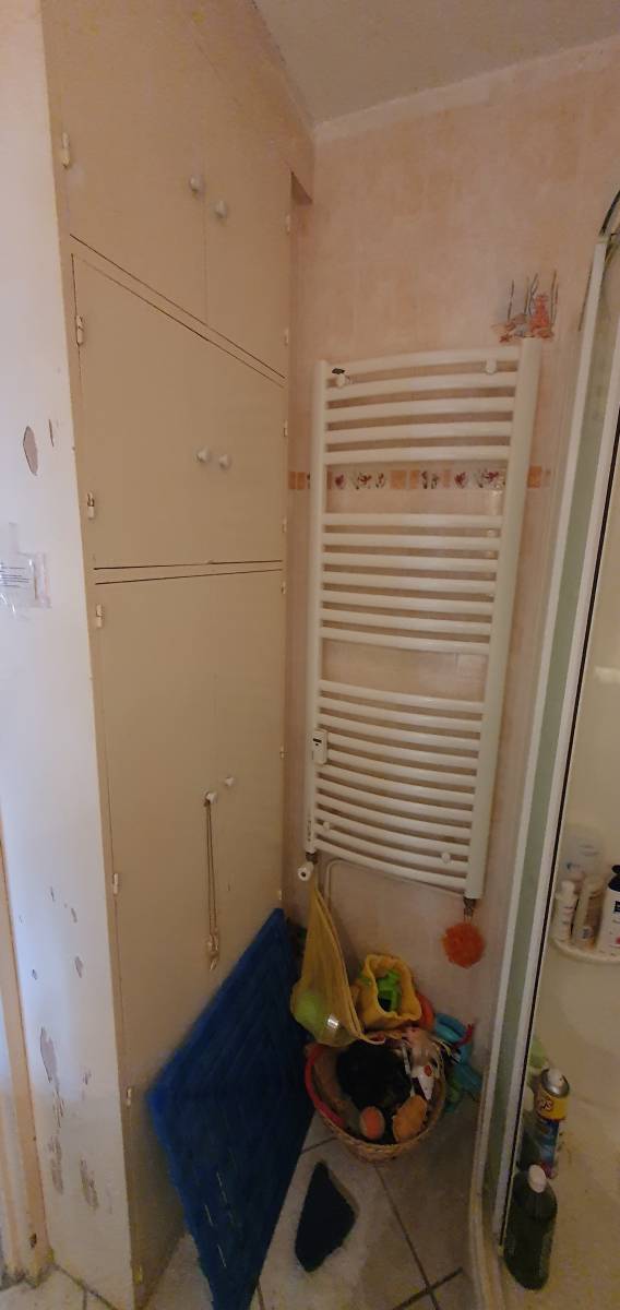 Réaménager une salle d'eau pour poser une douche sécurisée La Farlède