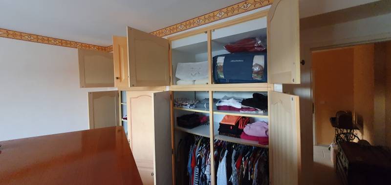 Refaire un placard avec portes coulissantes à Cavalaire