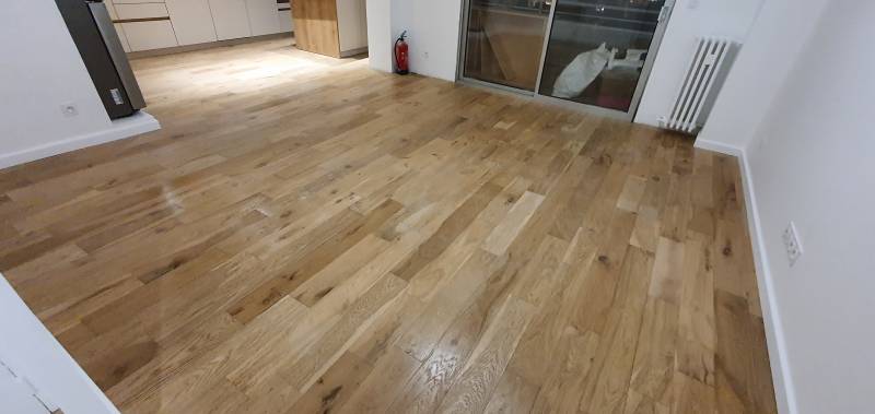 Pose d'un parquet stratifié sur carrelage Toulon