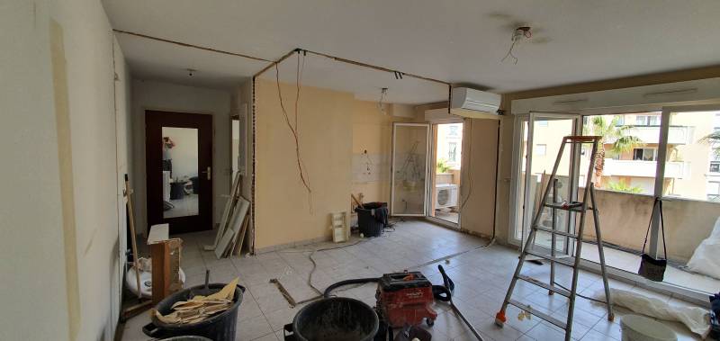 Ouverture d'une cuisine à Hyères