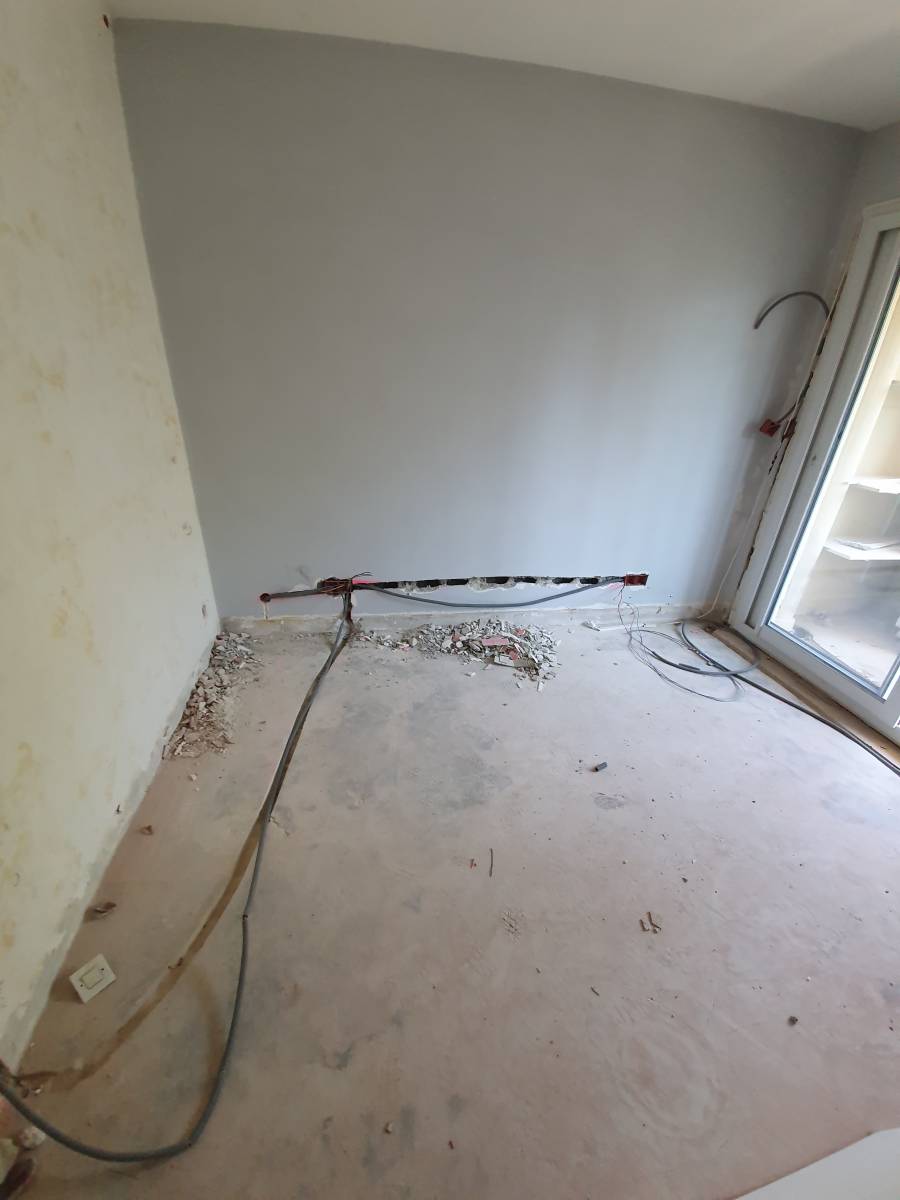 Professionnel en rénovation électrique Toulon