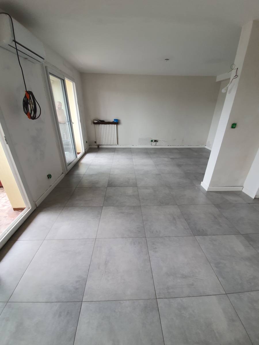 Carreleur pour remplacer le carrelage d'un appartement Toulon