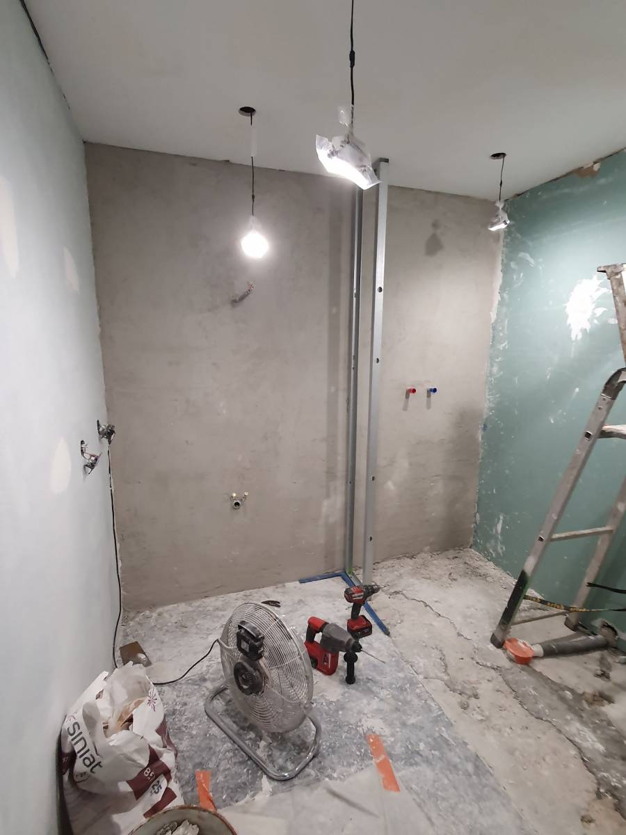 Dépose totale d'une salle d'eau Toulon