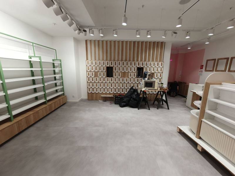 Implantation mobilier magasin Fréjus