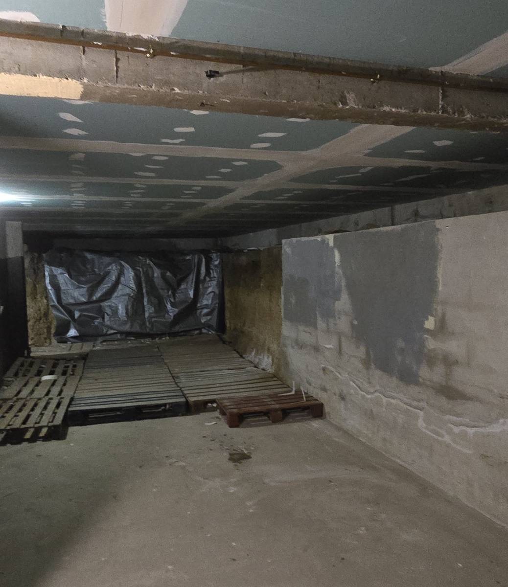 Isoler le plafond d'un sous-sol La Valette-du-Var