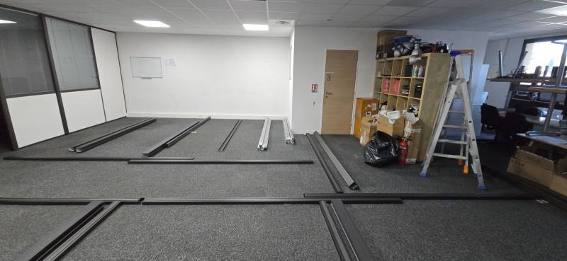 Agencer des bureaux dans un open space à Six-Fours