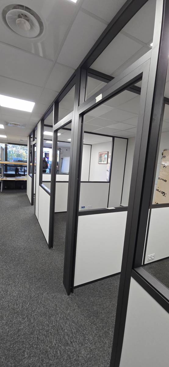 Créer des bureaux dans un open space Six-Fours