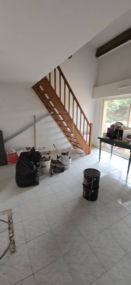 Refaire le sol d'un T2 Hyères