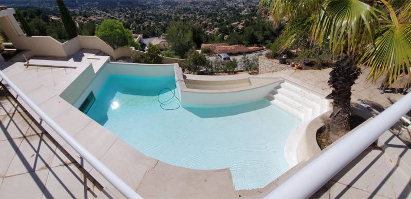Remise en état d'une piscine à Toulon