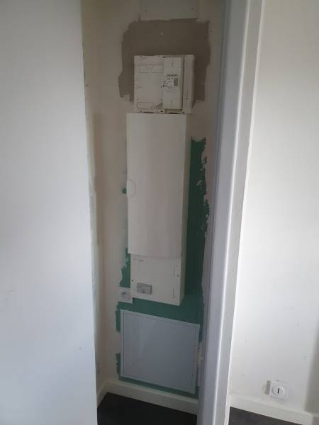 Fourniture et pose d'un tableau électique à Six-Fours