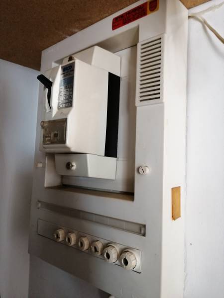 Electriciens pour rmise aux normes d'un tableau électrique à Saint-Raphaël 83