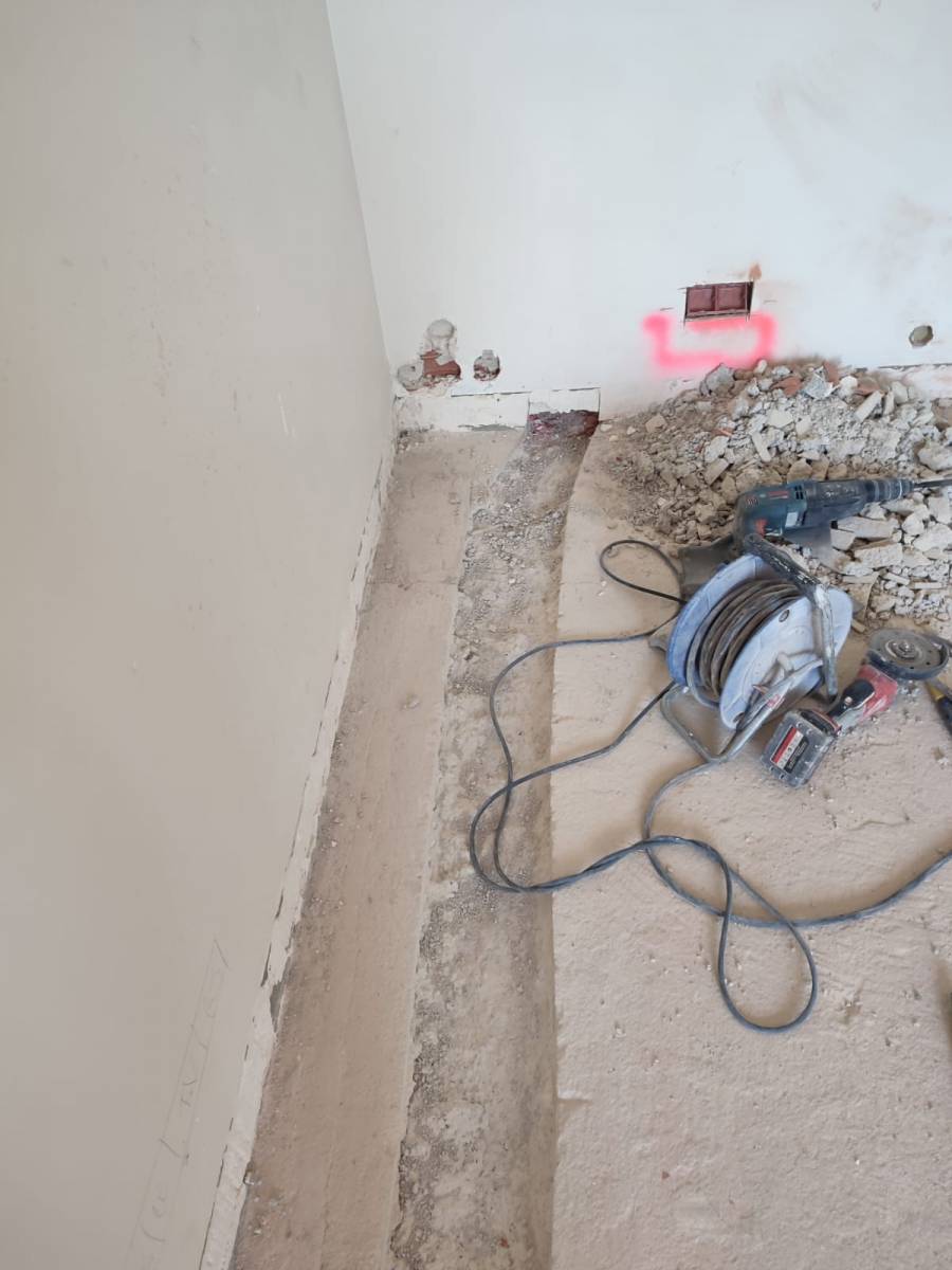 Créer des saignées dans le sol Toulon