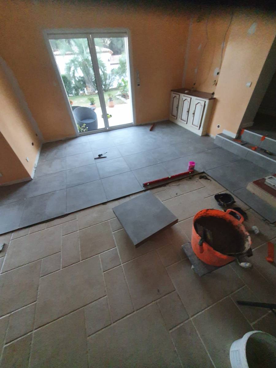 Carreleur professionnel pour rénover une maison Cavalaire