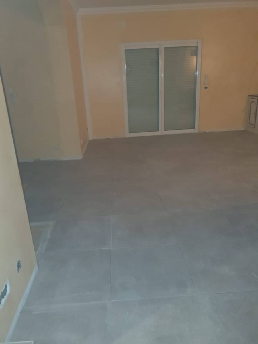 Pose d'un carrelage moderne à Cavalaire