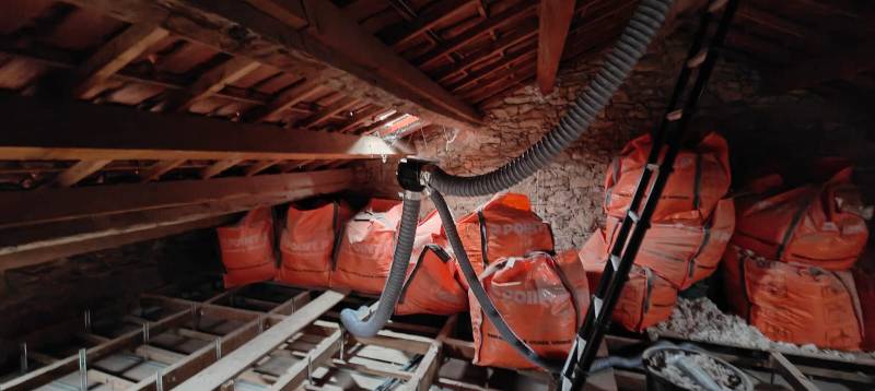 Bloc de ventilation pour VMC auto-réglable à Hyères