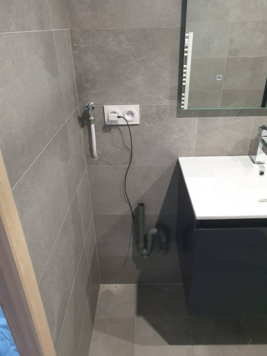 Siphon et robinet de coupure pour machine à laver Bandol