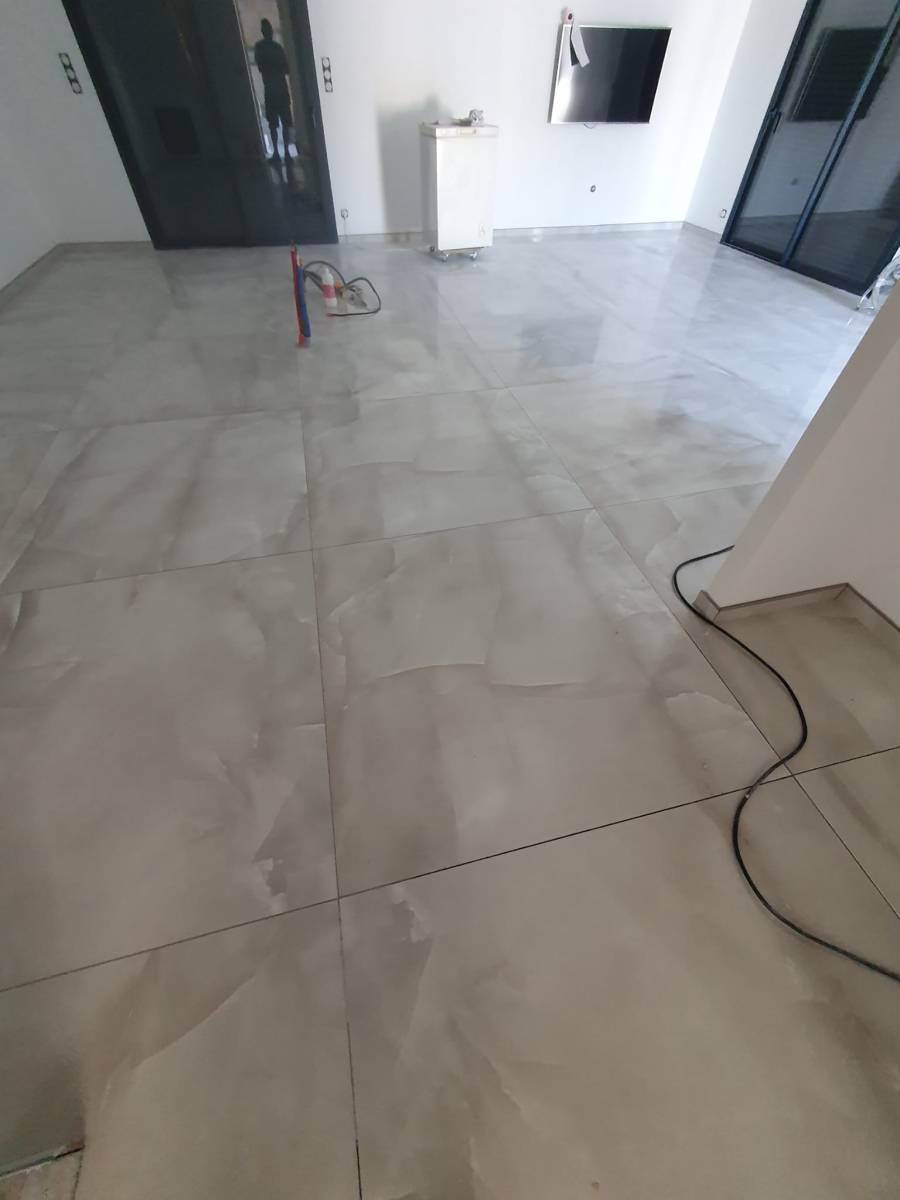 Faire poser du carrelage La Farlède