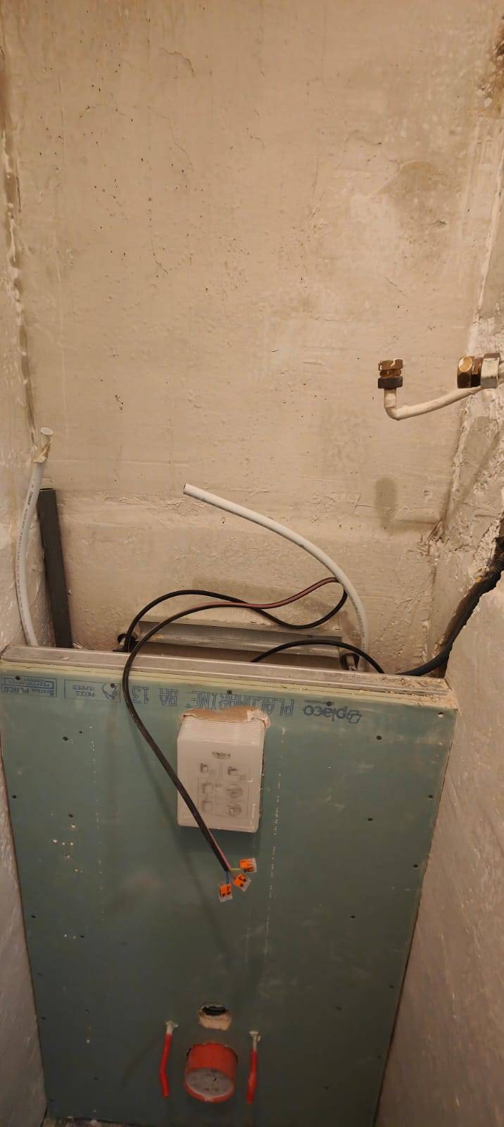 Habillage WC suspendu Hyères