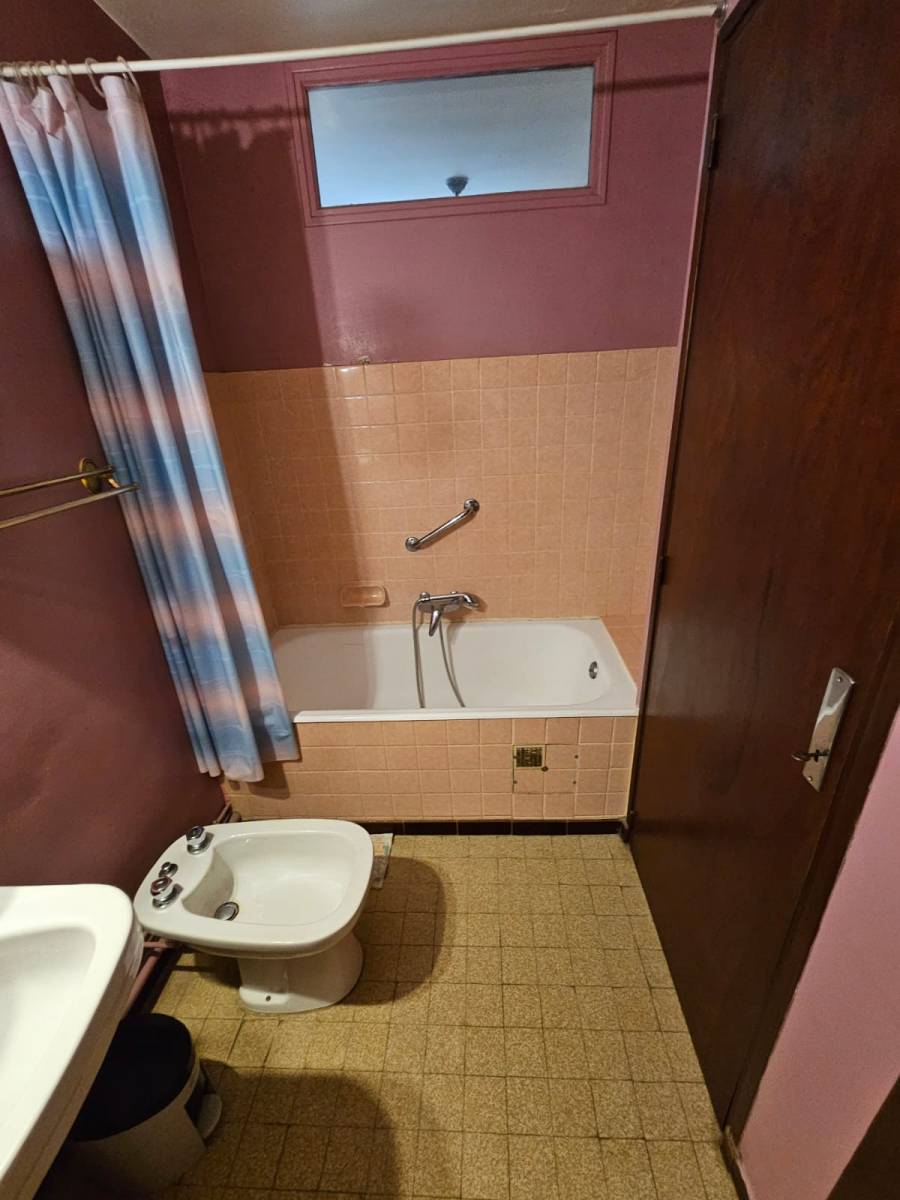 Transformer une baignoire en douche sécurisée Sanary