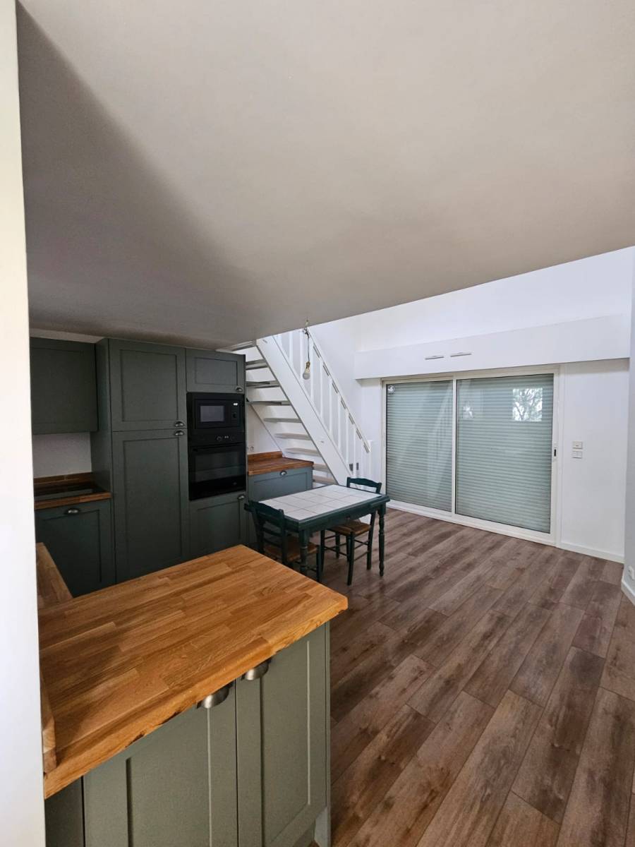 Cuisine aménagée équipée Hyères