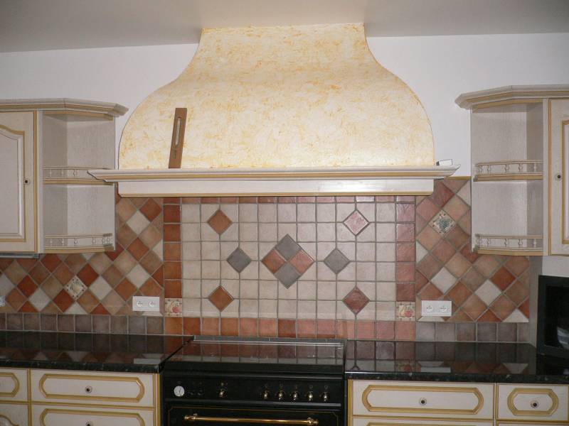 Cuisine provençale pose de faïence à La Valette du Var