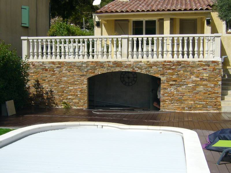 Création de mur de pierre de parement pour votre jardin près de Toulon