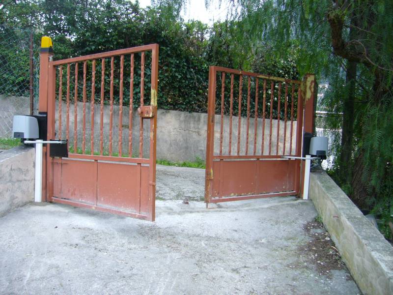 Motorisation d'un portail manuel à Toulon 