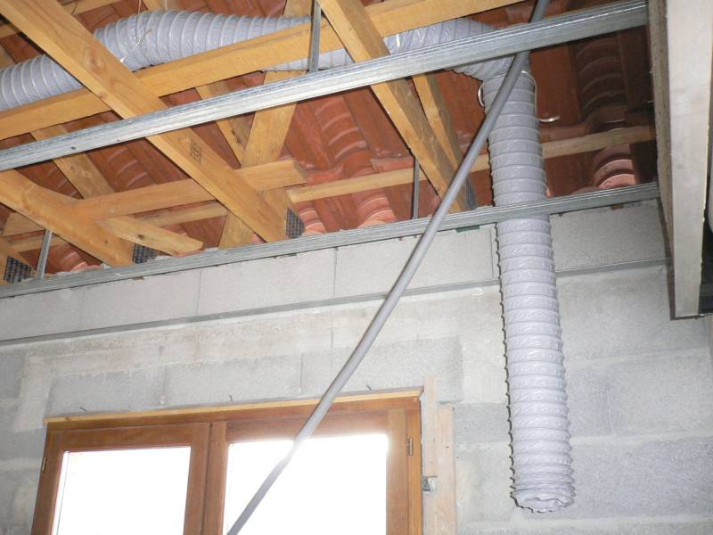 Faux plafond pour isoler un studio dans le Var