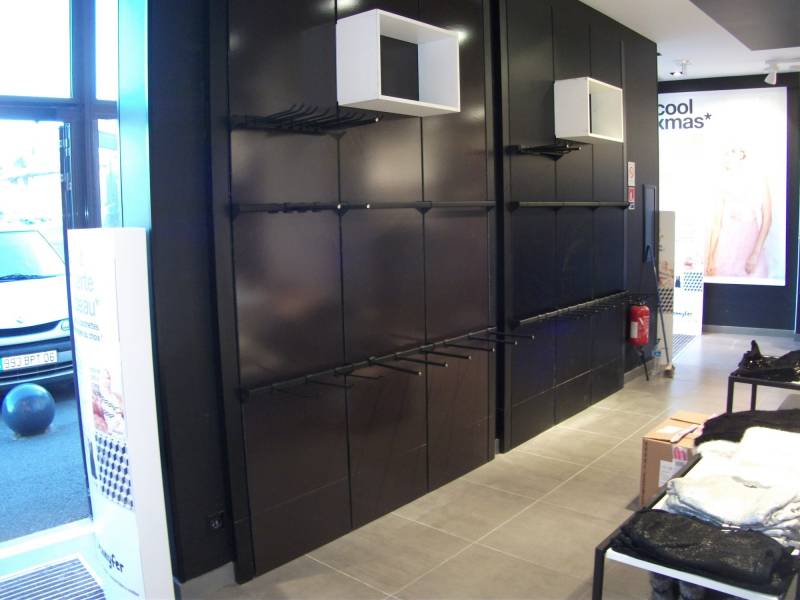 Agencement et aménagement d' une boutique dans le Var