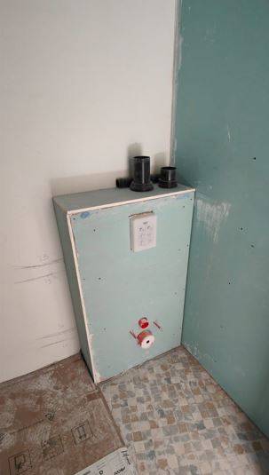 Bâti support pour WC suspendu Hyères