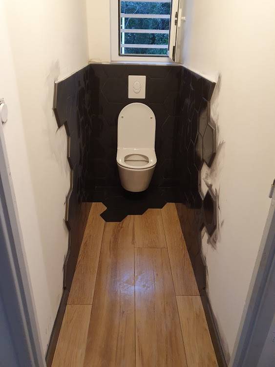 Rénovation de WC modern à Toulon