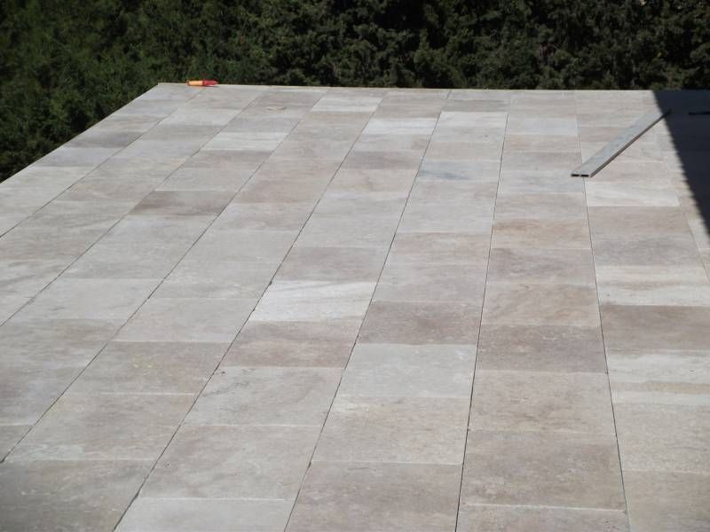 Création terrasse et balcon villa neuve Six-Fours les Plages