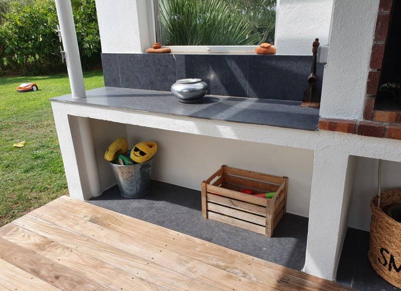 Rénover une cuisine d'été à Solliès-Ville